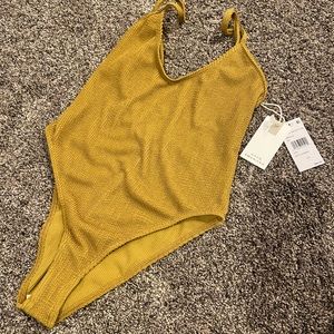 Good American Always Fits One Piece